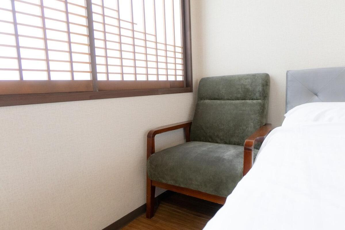 3F Guest House Netomari 西九条駅から徒歩2分 Osaka Exterior photo