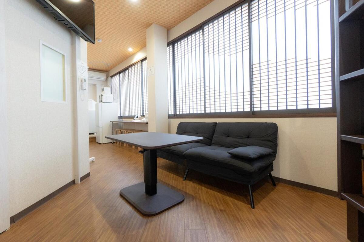 3F Guest House Netomari 西九条駅から徒歩2分 Osaka Exterior photo